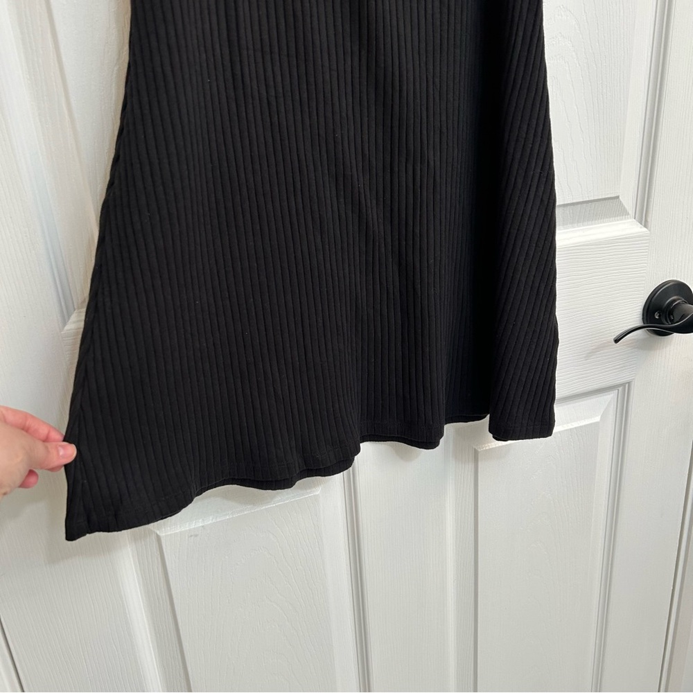 Divided Black Ribbed Dress - Picture 3 of 12